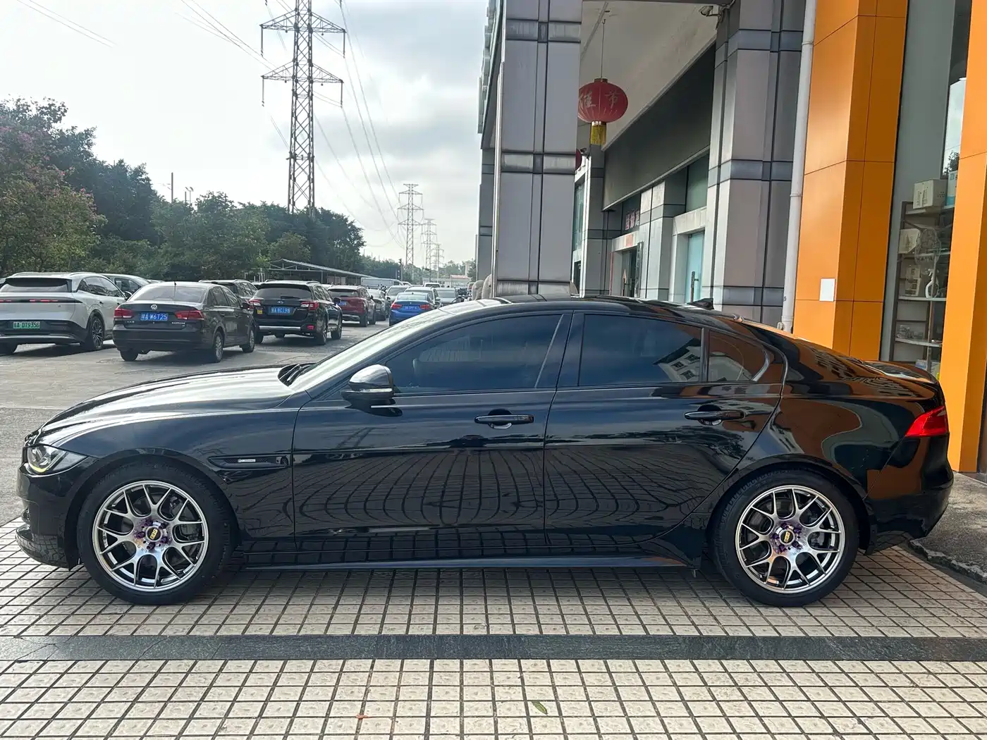 Jaguar XE 2016 2015 2.0T 240PS R-Sport