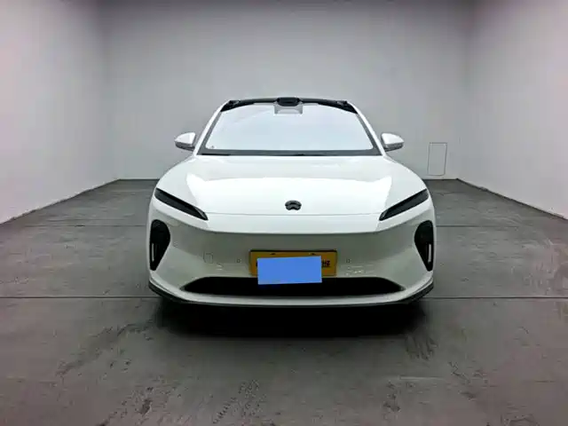 NIO NIO ET5