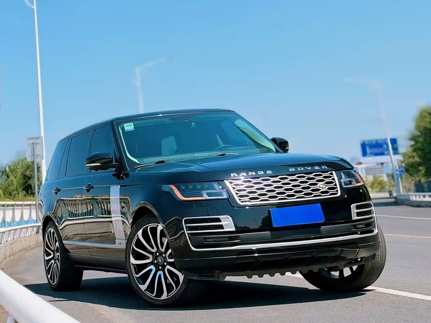 Land Rover Range Rover 2016 2016 3.0 SC V6 Vogue LWB