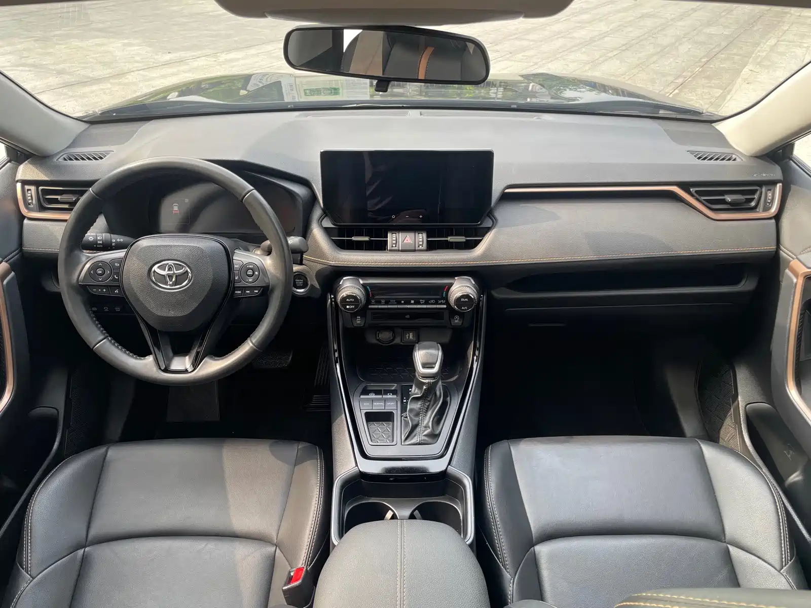 Фото 13 - Toyota Wildlander