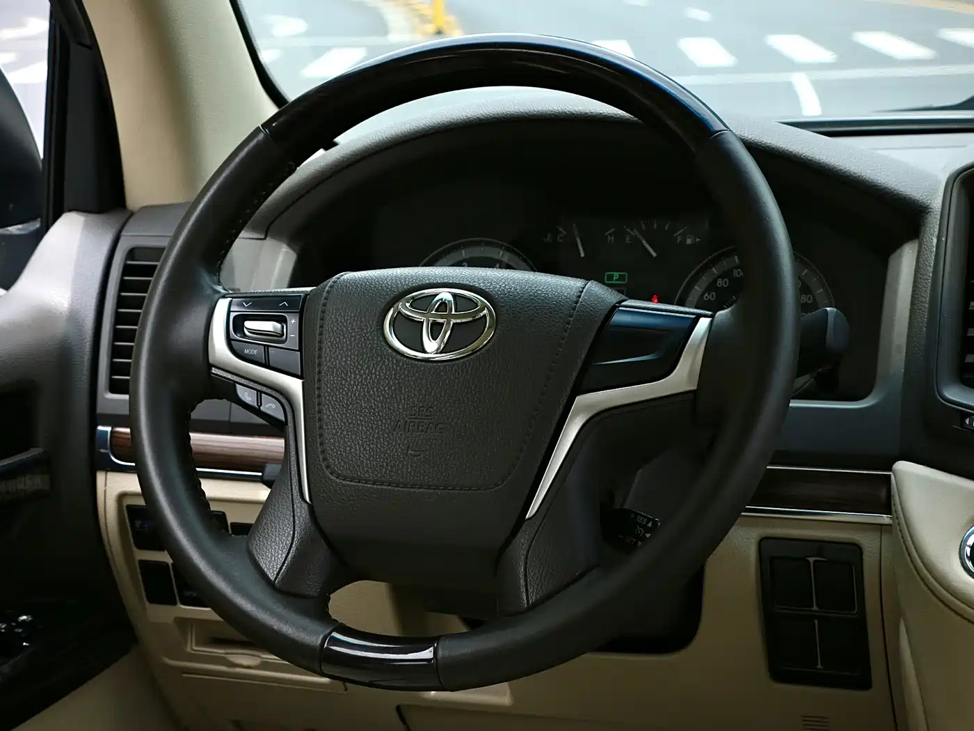 Toyota Land Cruiser (Import) фото 9