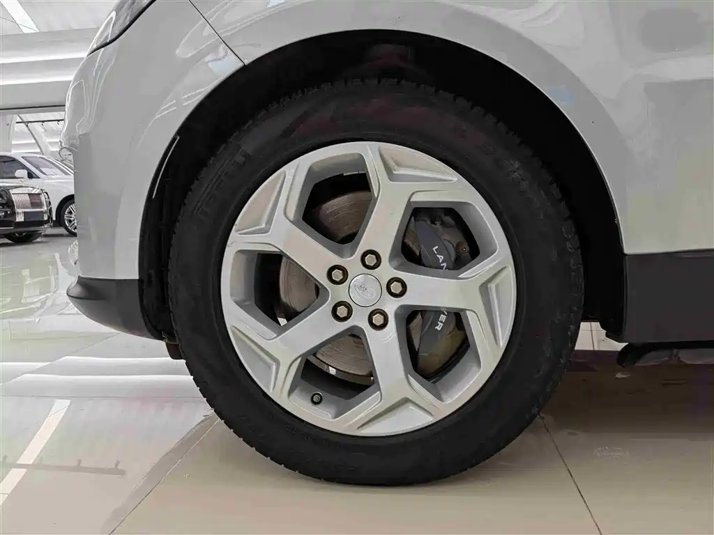 Land Rover Range Rover Sport PHEV 2020 P400e SE фото 7