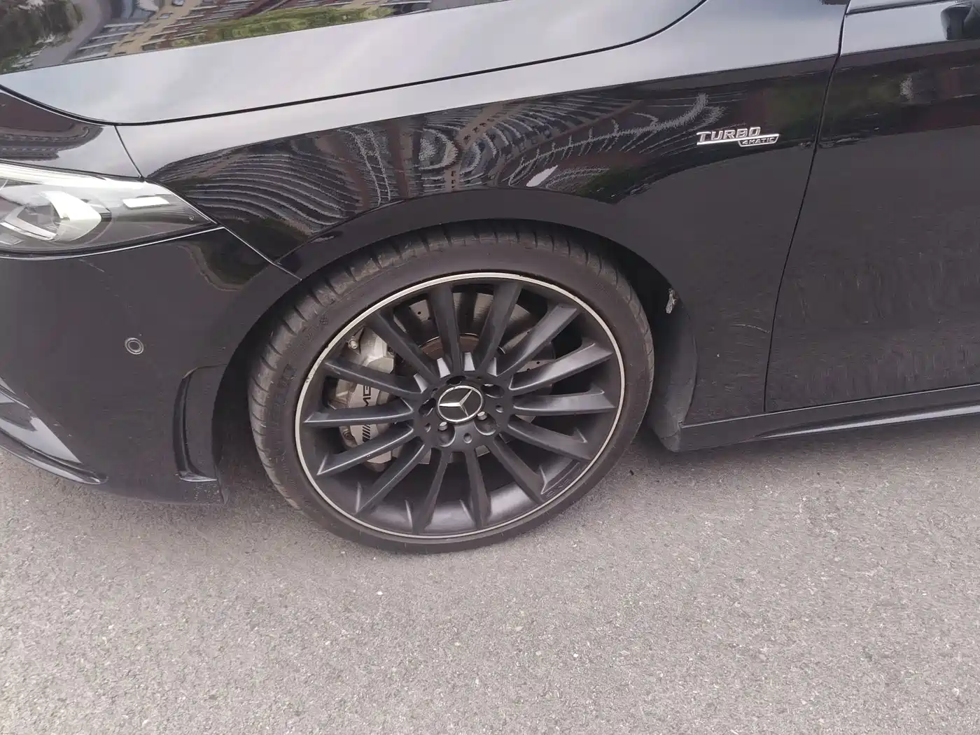 Mercedes-Benz A-Class AMG (Import) 2020 AMG A 35 4MATIC фото 4