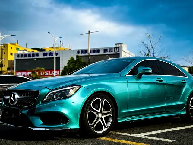 MERCEDES-BENZ CLS