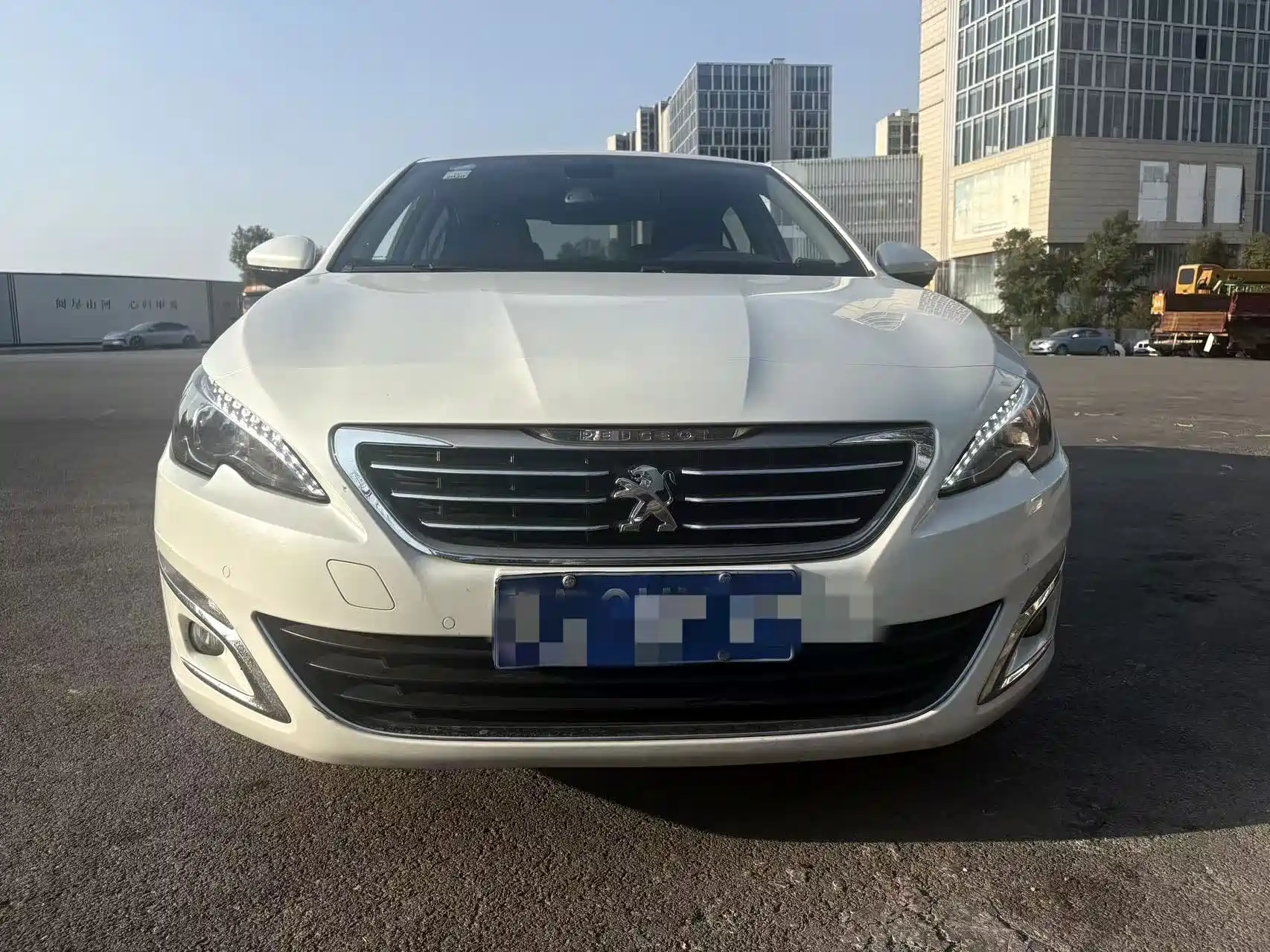 صورة 2 - Peugeot 408
