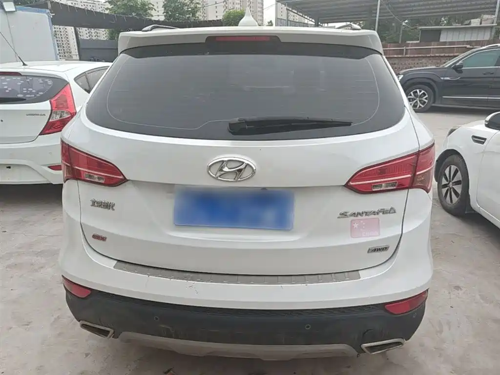 Hyundai Santa Fe 2013 Facelift 2.4L Automatic 4WD Smart фото 6