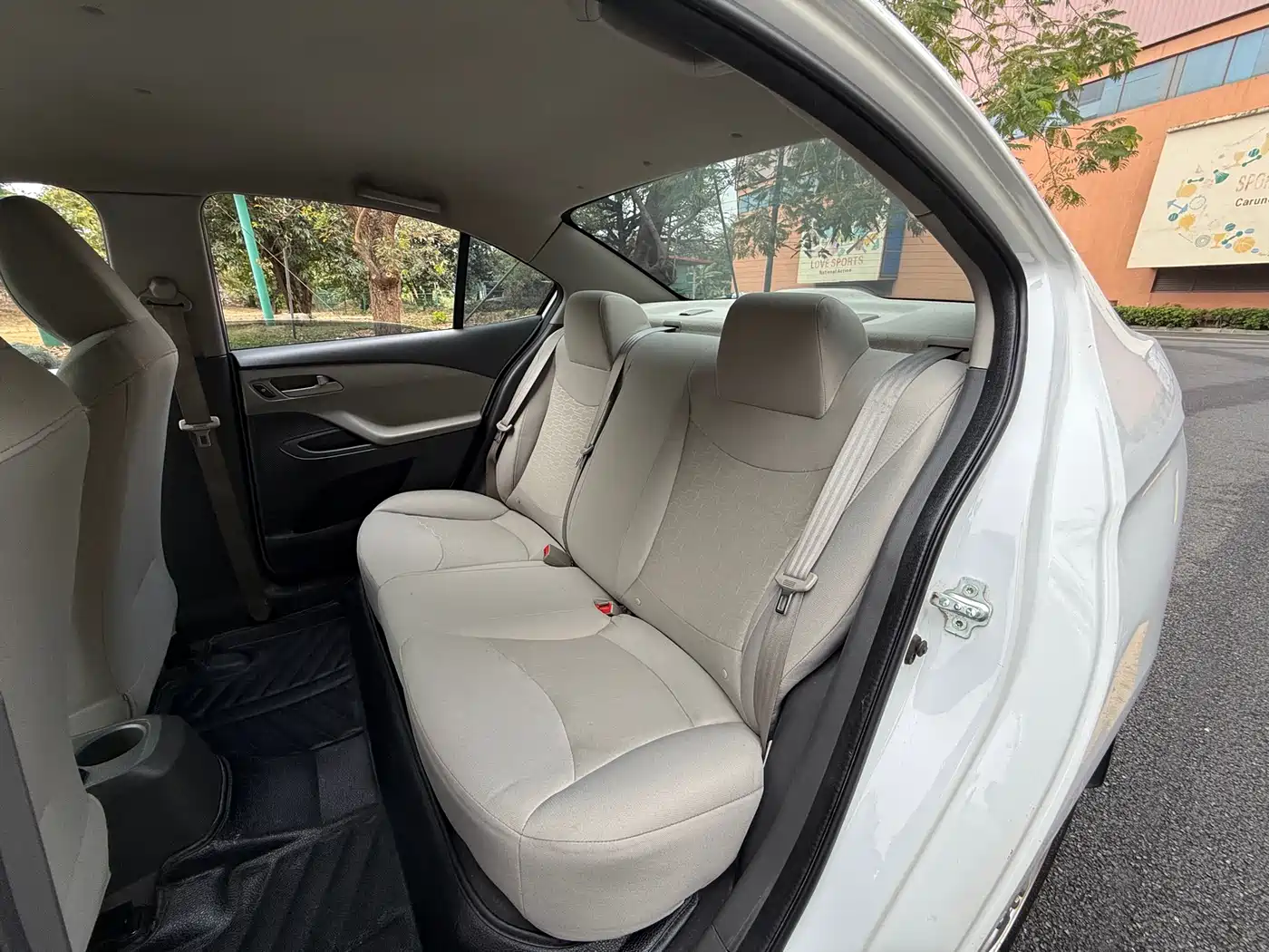 Chevrolet Sail 2015 Sail 3 1.3L AMT Ideal Edition фото 8