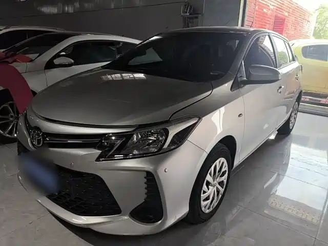 Toyota Vios FS 1.5L CVT, Стремительная