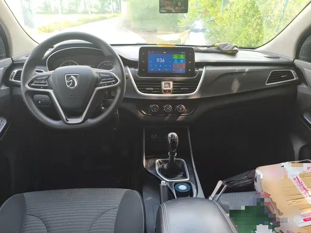 Baojun 730 2021 2021 1.5L Manual Fashion 7-Seater