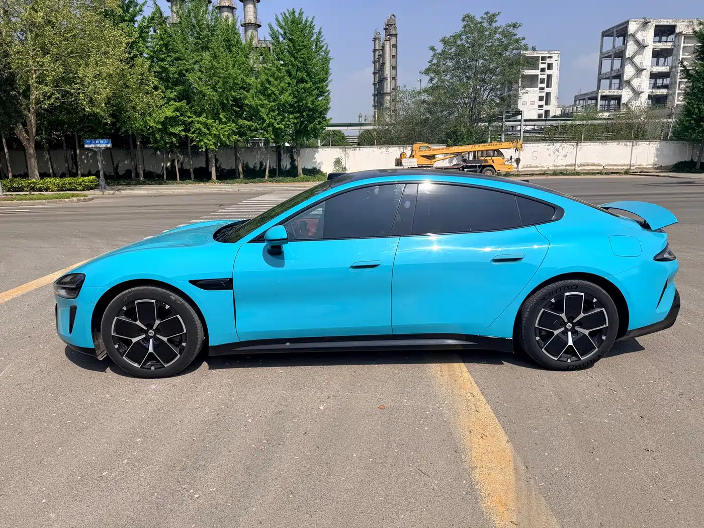 XIAOMI CAR XIAOMI SU7