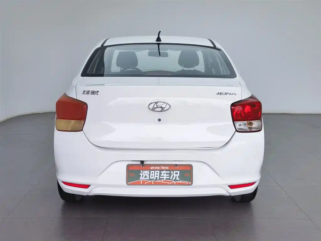 Hyundai Verna 2017 1.4L Manual Renewal Edition China VI фото 4