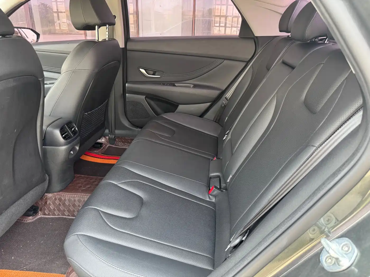 Hyundai Elantra 2023 1.5L CVT TOP Flagship Edition фото 6