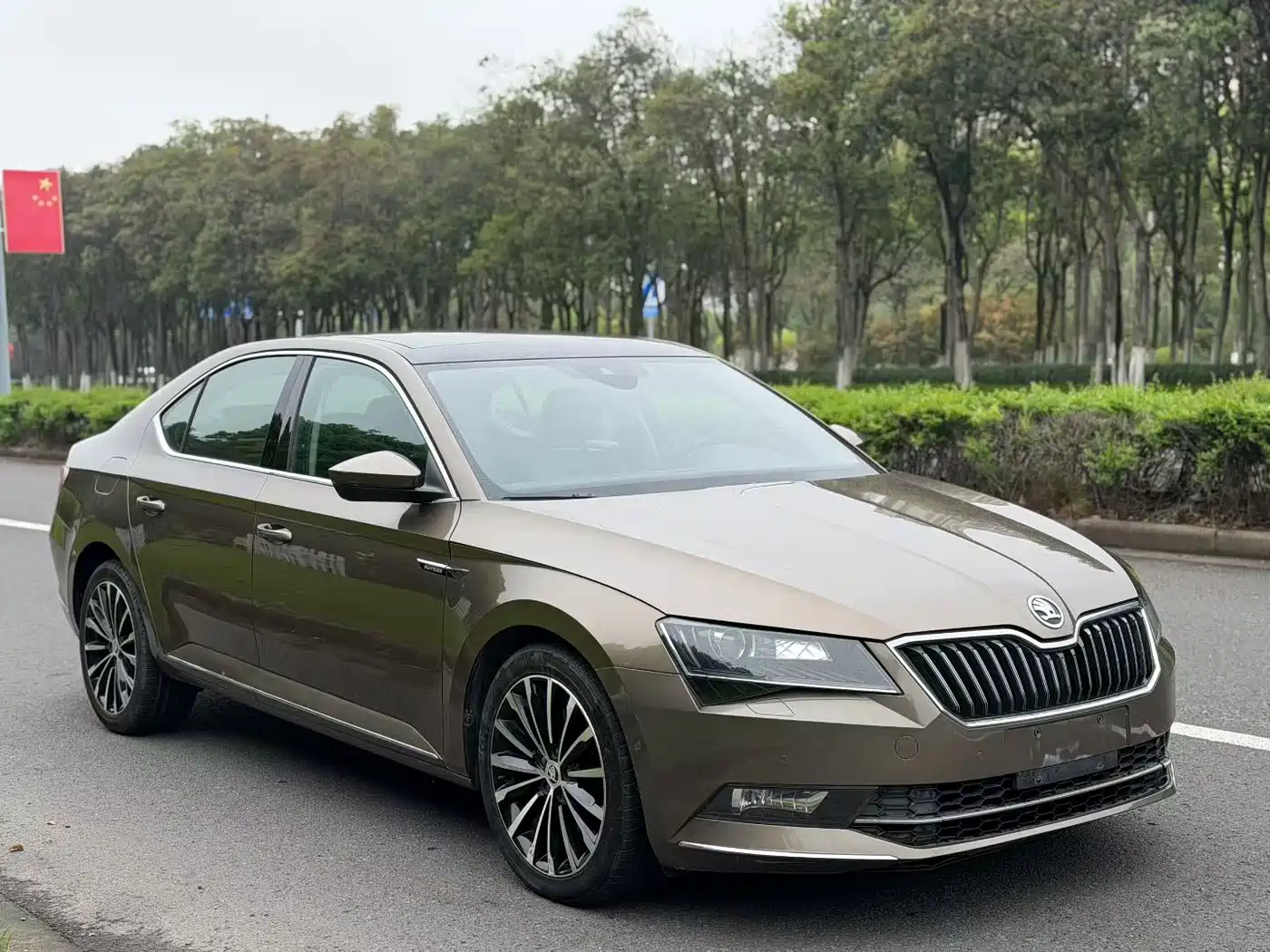 Škoda Superb 2016 TSI280 DSG Smart Drive фото 3
