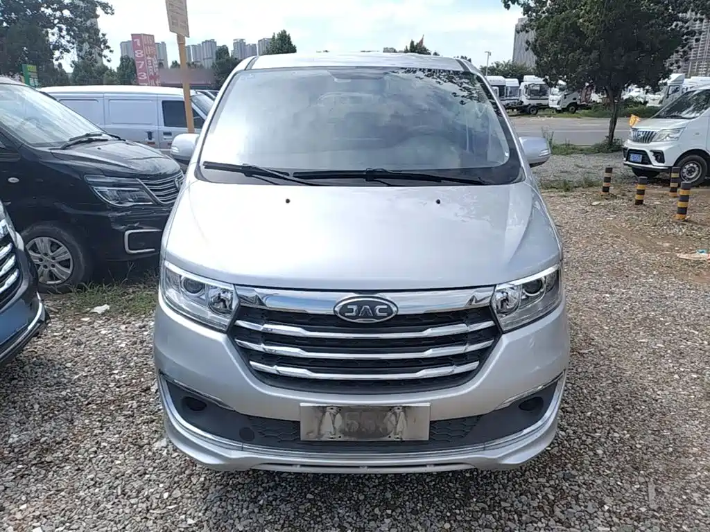 JAC Refine M3 2023 2022 1.5T 7-Seater Standard