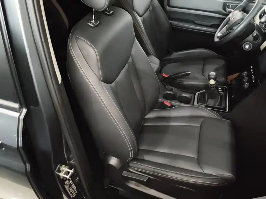 Wuling Motors Wuling Journey 2024 2021 1.5T Manual Luxury Edition