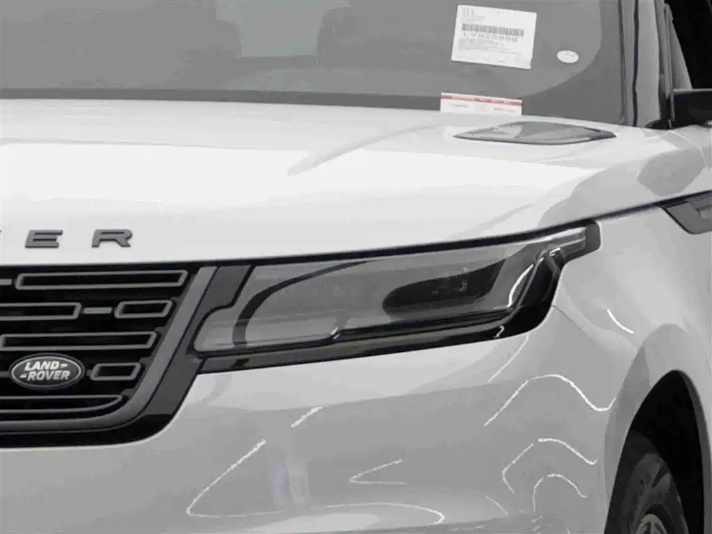 Фото 3 - Land Rover Range Rover Velar