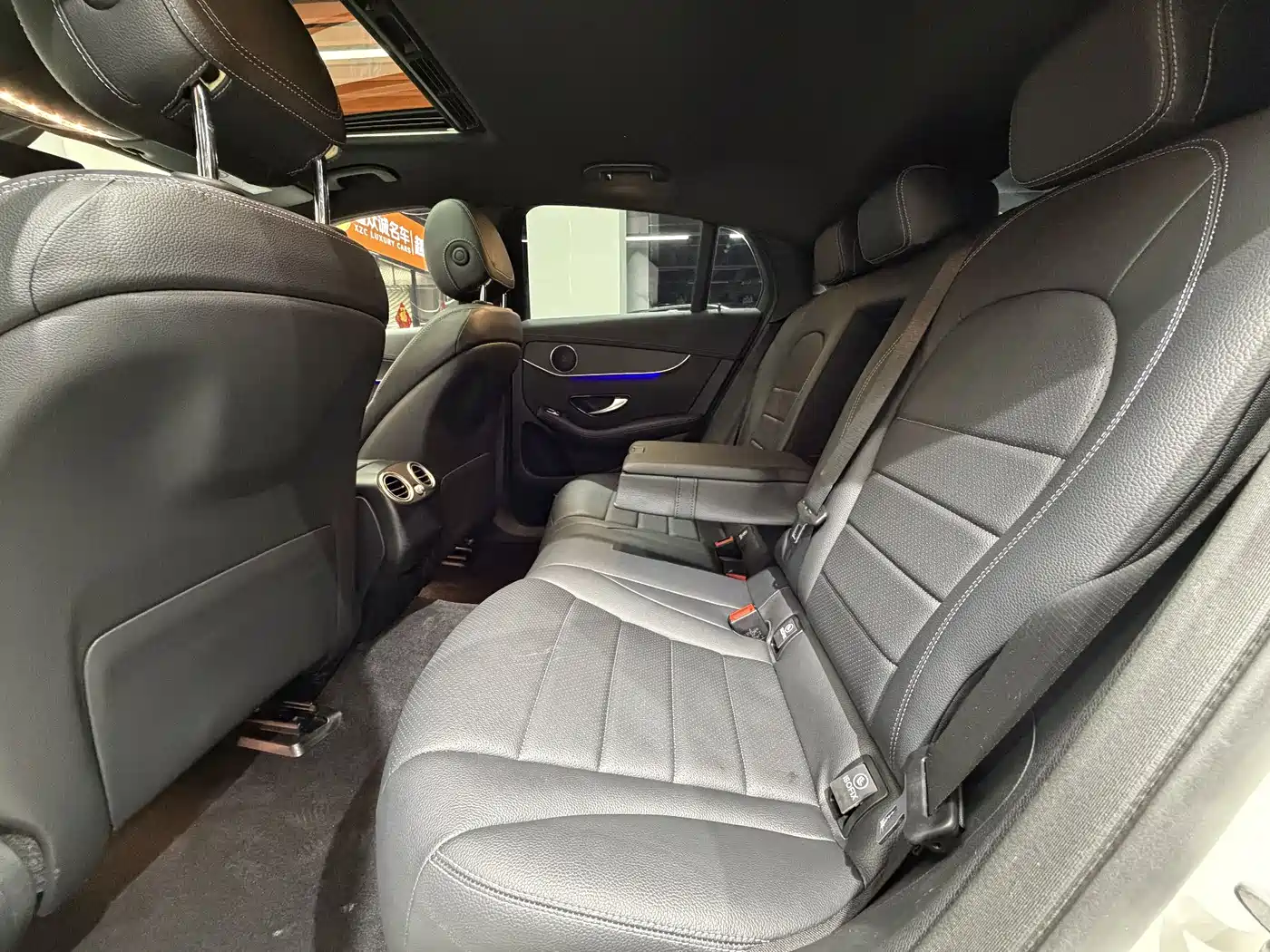 Mercedes-Benz GLC Coupe 2021 GLC 300 4MATIC Coupe SUV фото 9