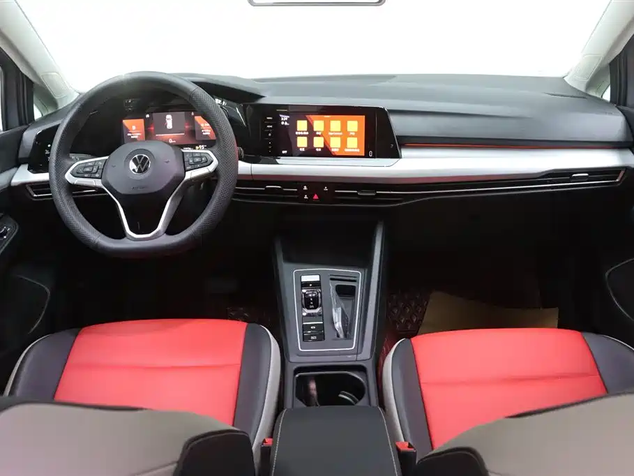 Volkswagen Golf 2023 280TSI DSG Pro фото 23