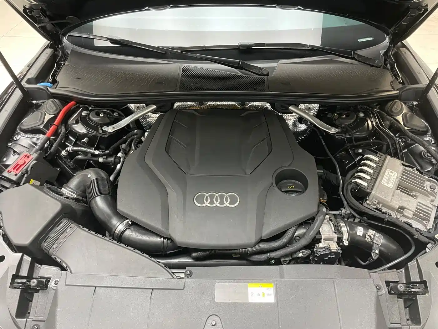 Audi A6 (Import) 2021 2021 allroad quattro Explorer 55 TFSI Premium Off-road