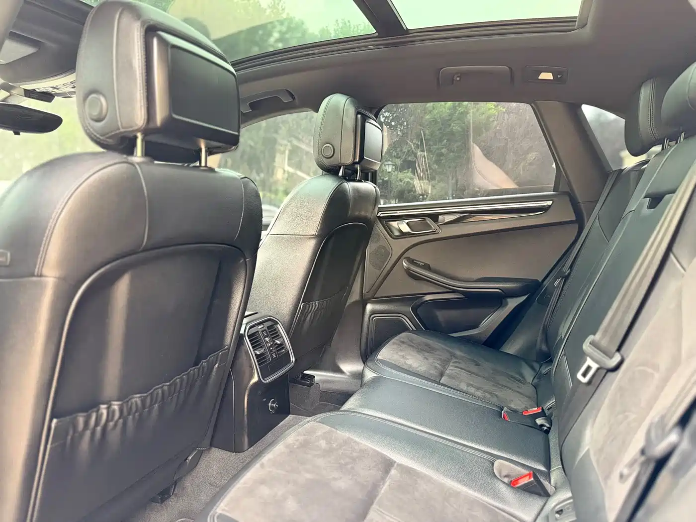 Porsche Macan 2016 Macan S 3.0T фото 9