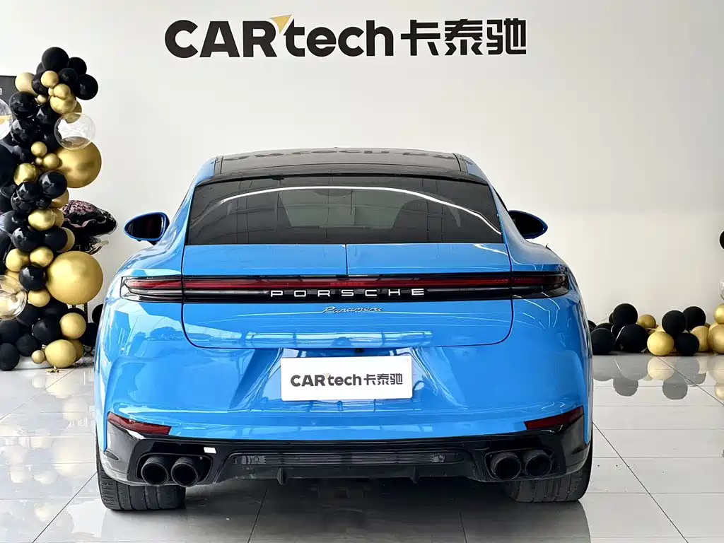 Porsche Panamera 2011 2010 Panamera 4 3.6L