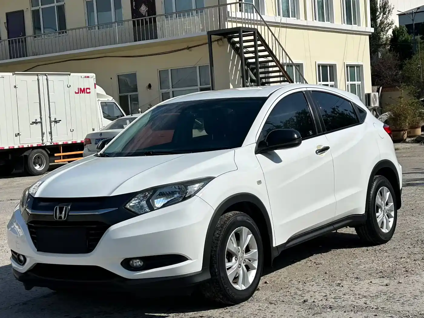 Honda Vezel 2015 2015 1.8L CVT FWD Elite