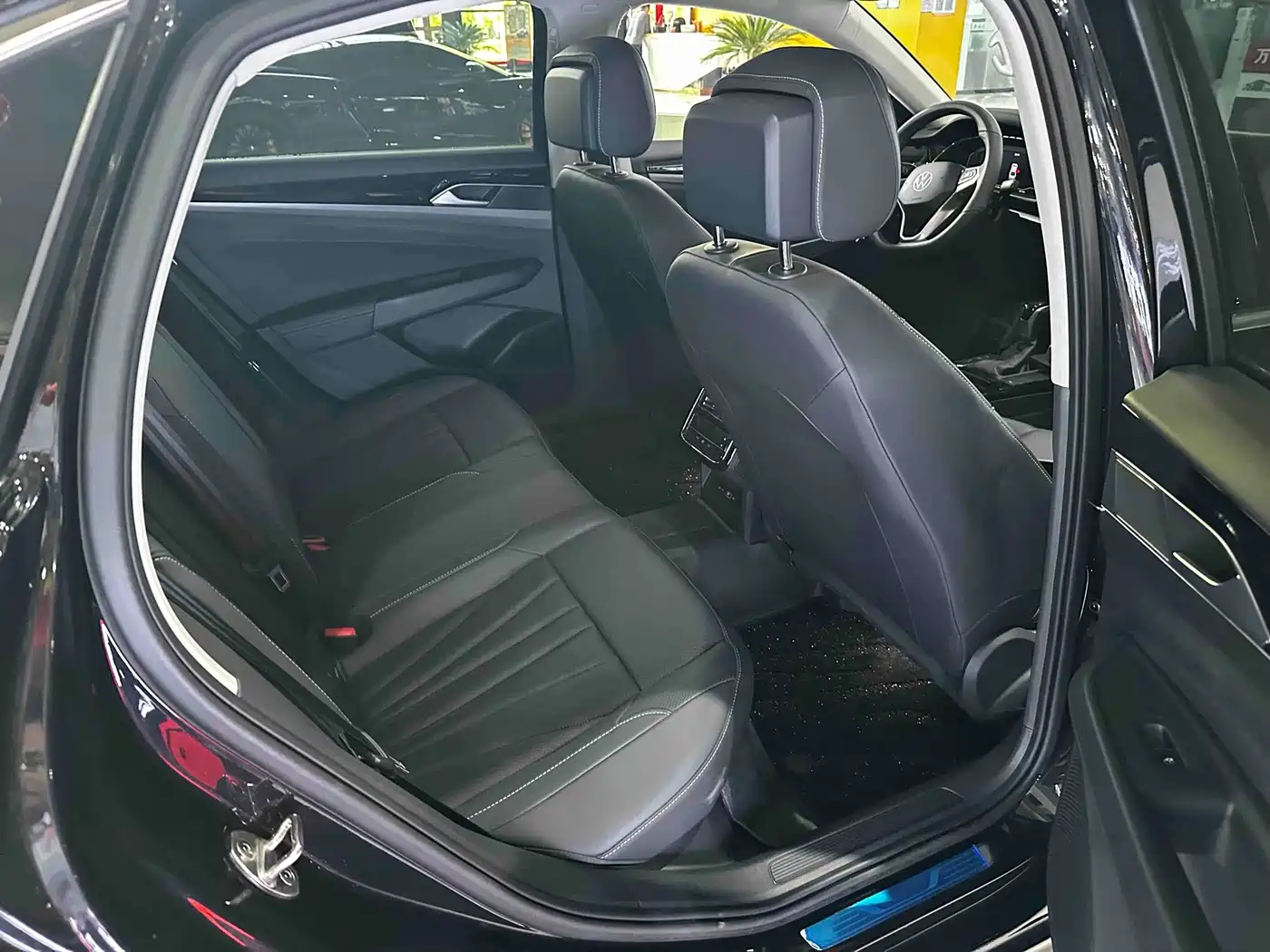 Volkswagen Passat 2026 2026 Outstanding Edition 380TSI Starlight Dragon Soaring Version