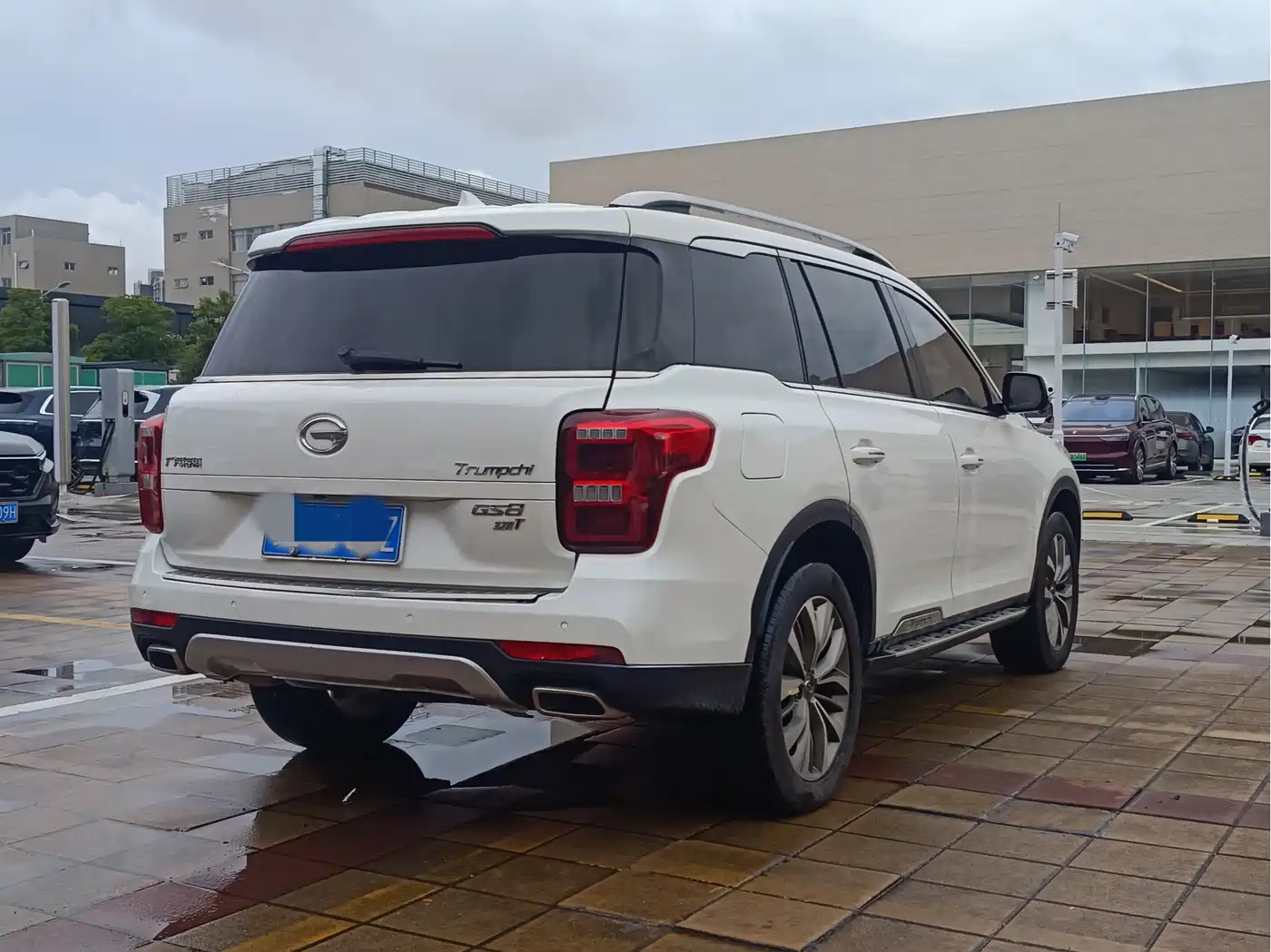 GAC Trumpchi Trumpchi GS8 2017 320T 2WD Luxury Smart Connect (7-seater) фото 7
