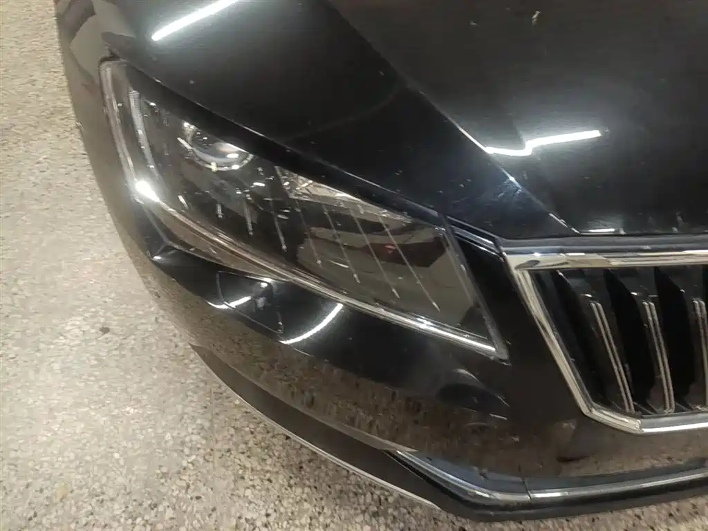 Škoda Superb 2016 TSI330 DSG Smart Edition фото 13