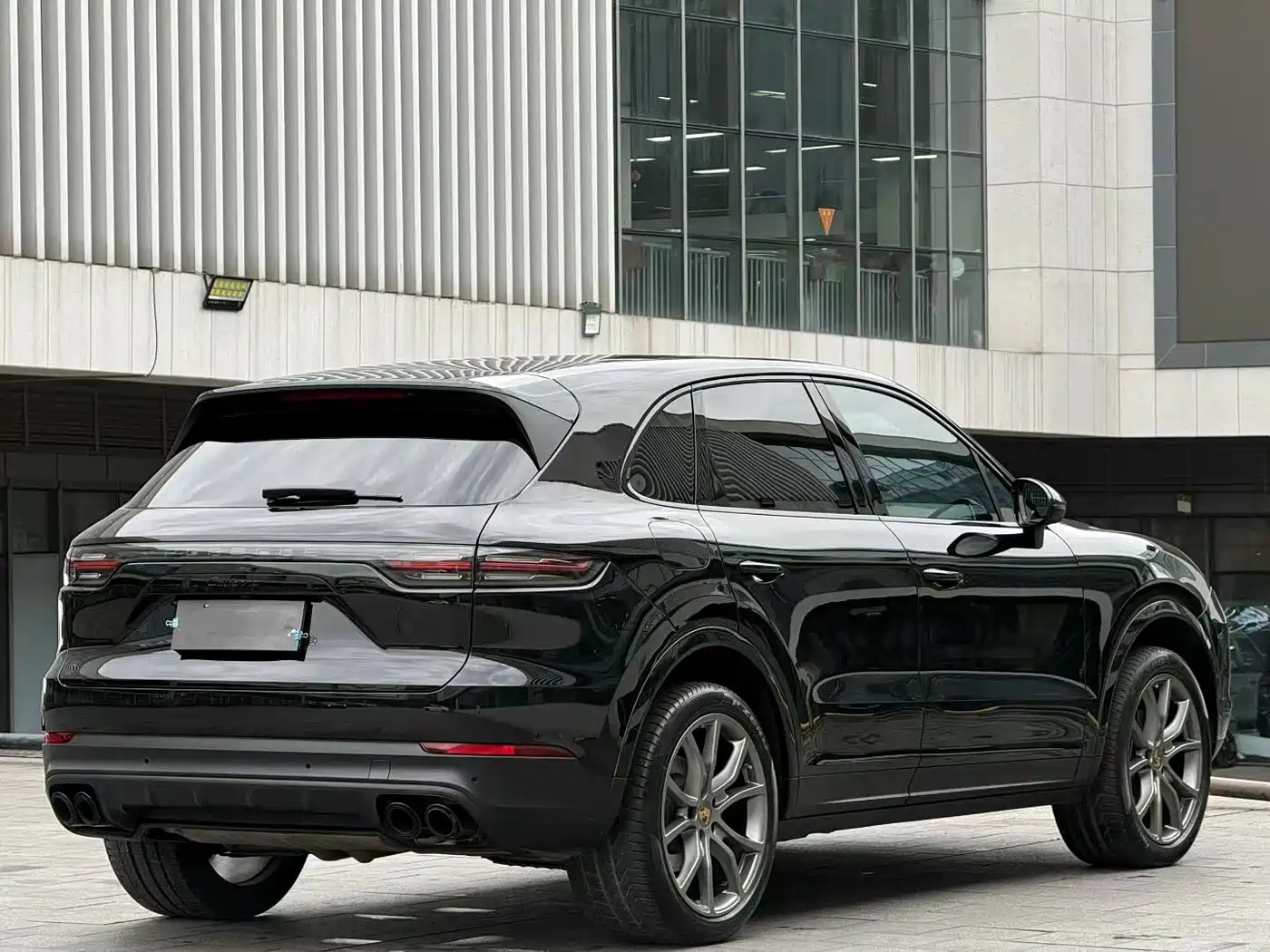 Porsche Cayenne 2023 Cayenne 3.0T Platinum Edition фото 9