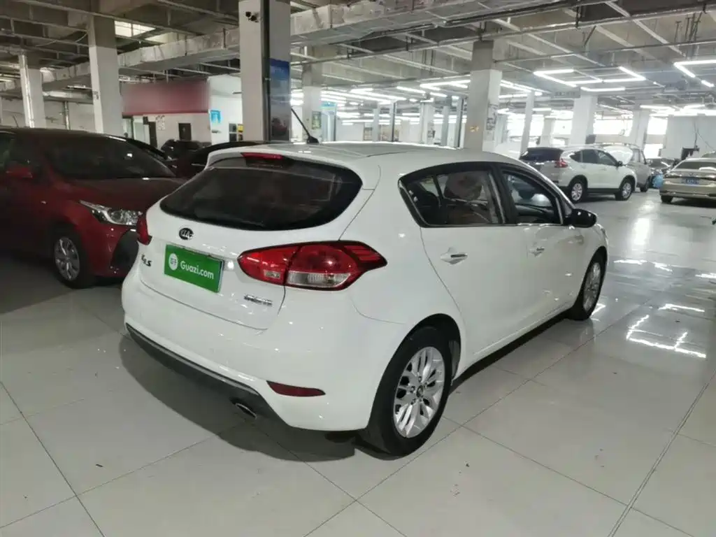 Kia K3S 2014 1.6L Automatic GLS фото 7