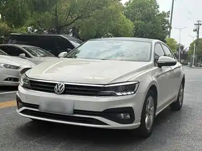 Volkswagen Lamando