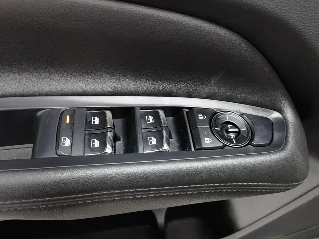 Ford Lingrui, миниатюра 9