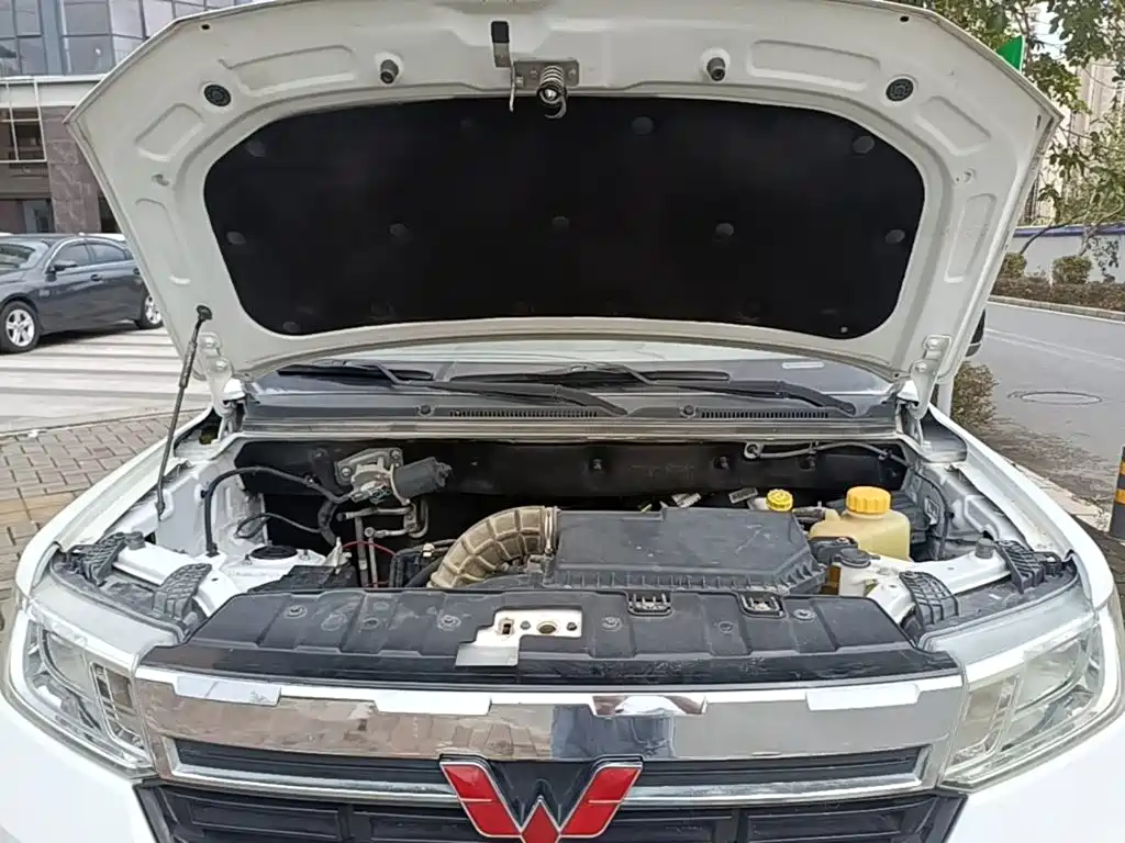Wuling Motors Wuling Journey 2023 2021 1.5L Pioneer LAR