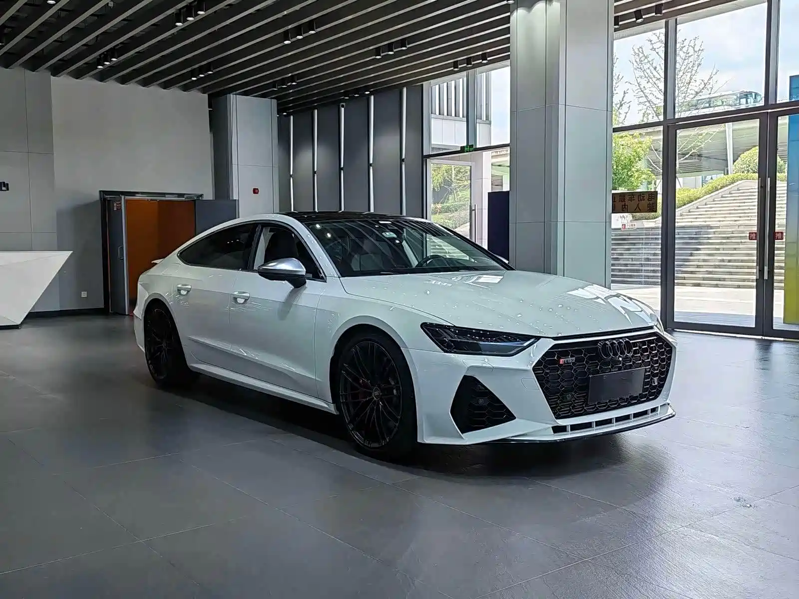 Photo 3 - Audi A7