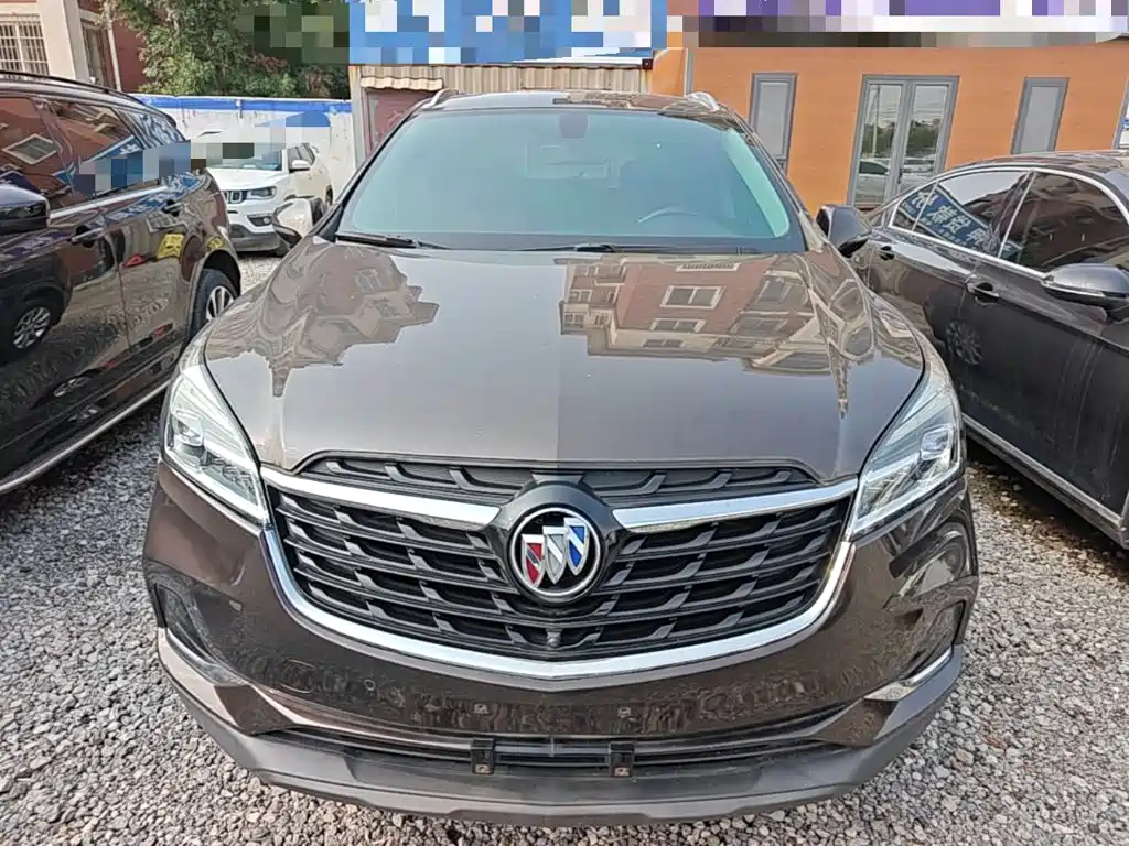 Photo 3 - Buick Envision Plus