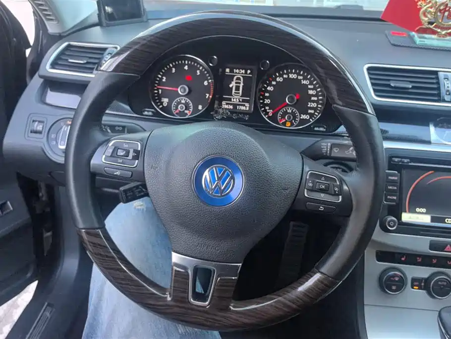 Volkswagen Magotan 2016 1.8TSI Smart Luxury фото 15
