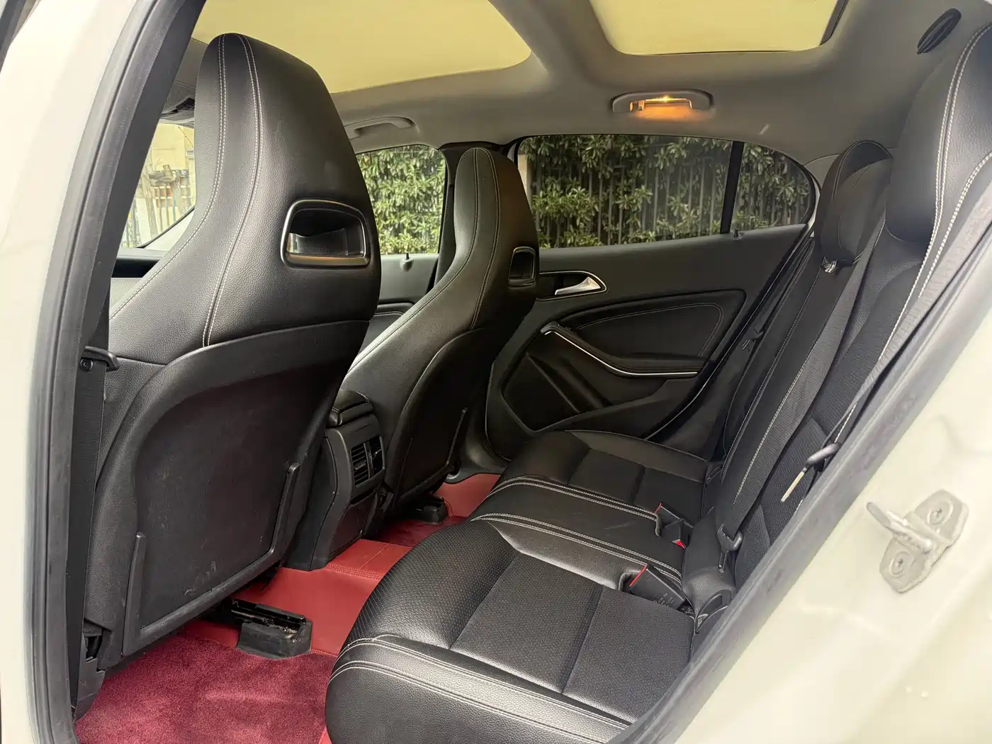 Mercedes-Benz GLA 2017 GLA 220 4MATIC Fashion фото 6