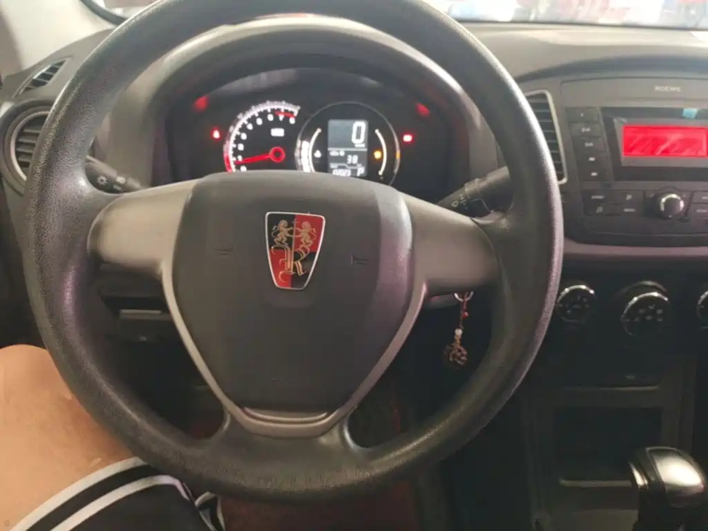 Roewe 350 2015 2015 Model 1.5L Automatic Luxury Sunroof Edition