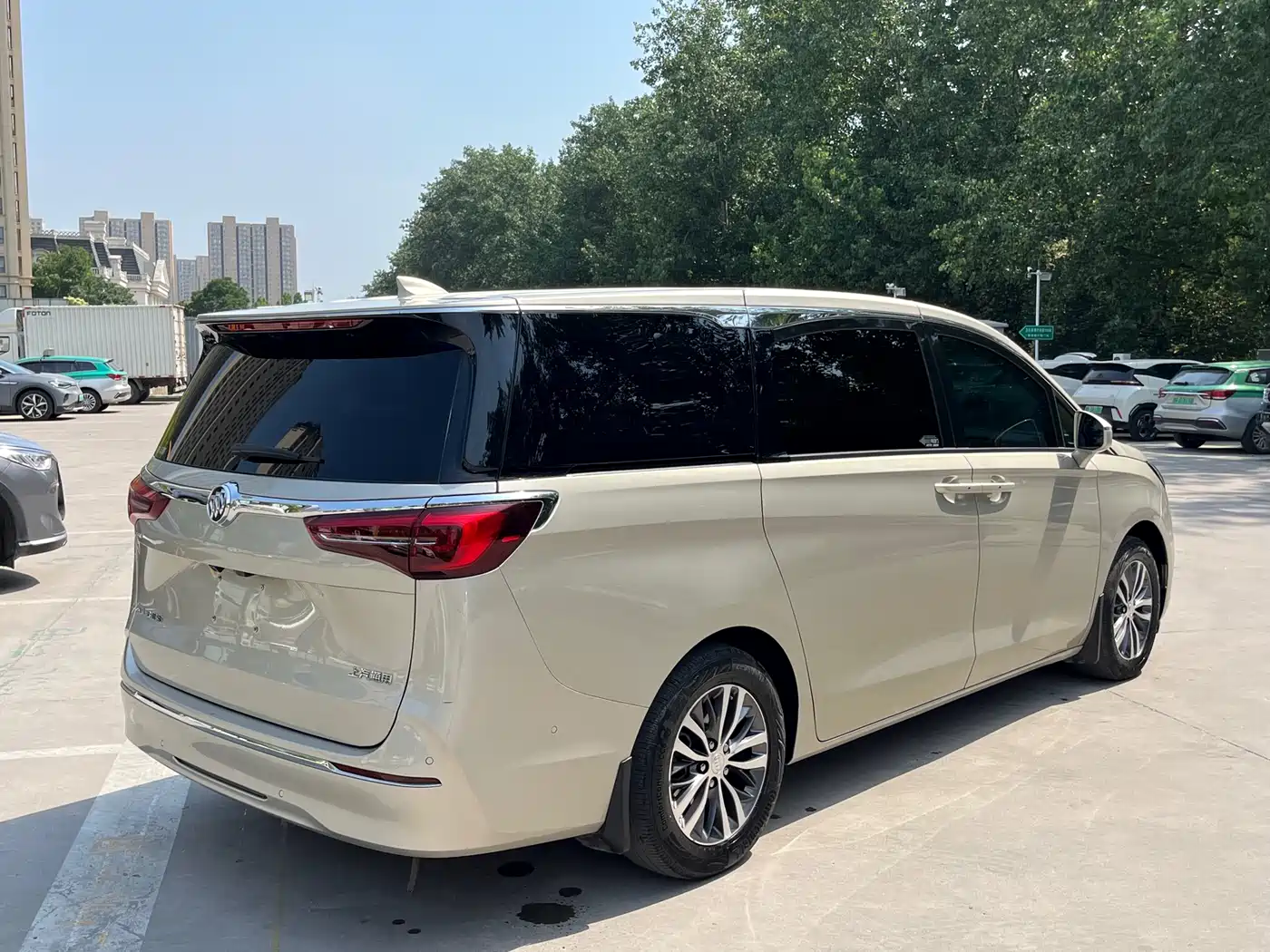 BUICK GL8