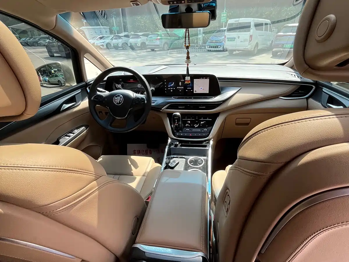 BUICK GL8