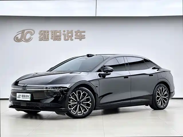 ZEEKR 007 2024