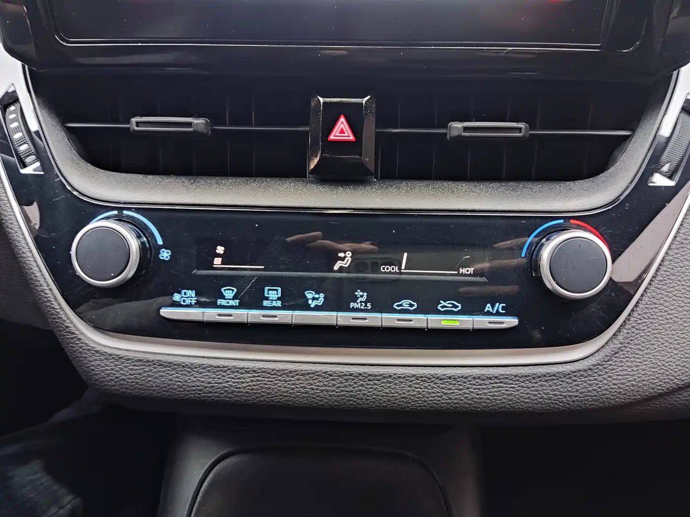 Toyota Levin 2022 TNGA 1.5L CVT Progressive Edition фото 11