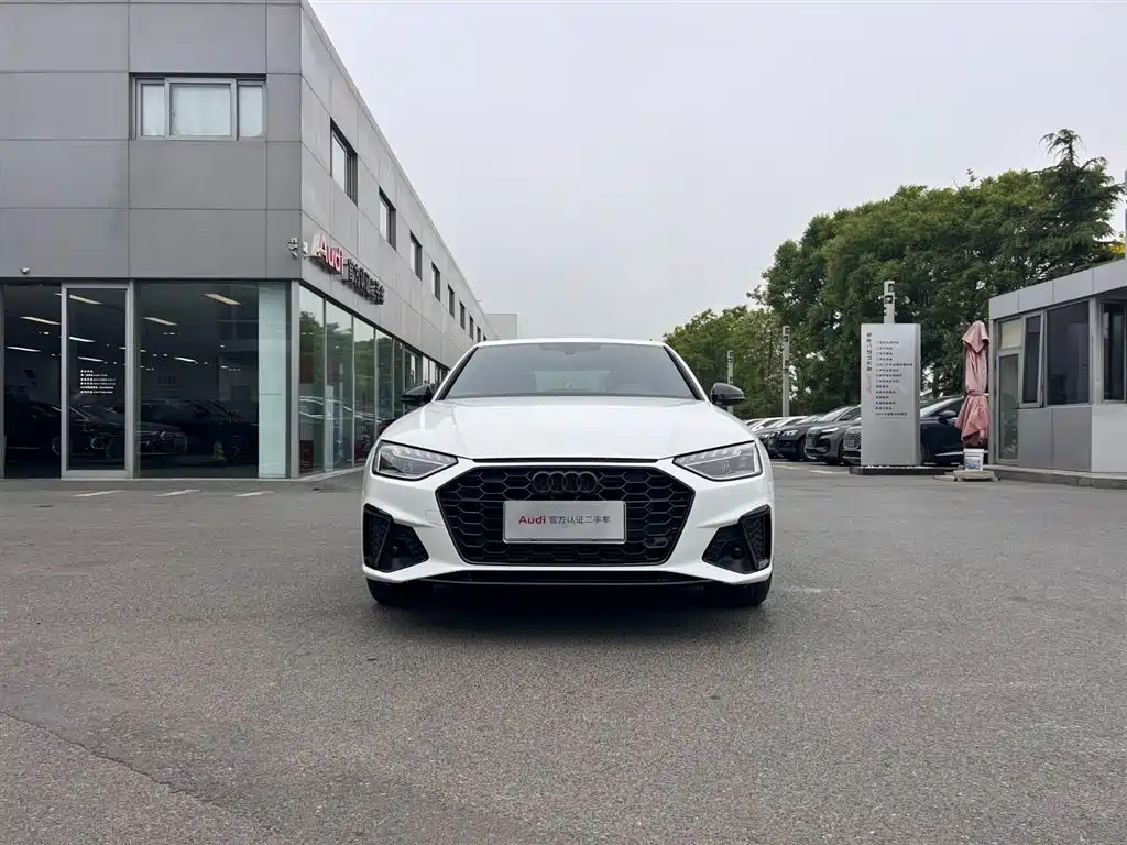 Audi A4L 2024 40 TFSI Luxury Dynamic фото 2