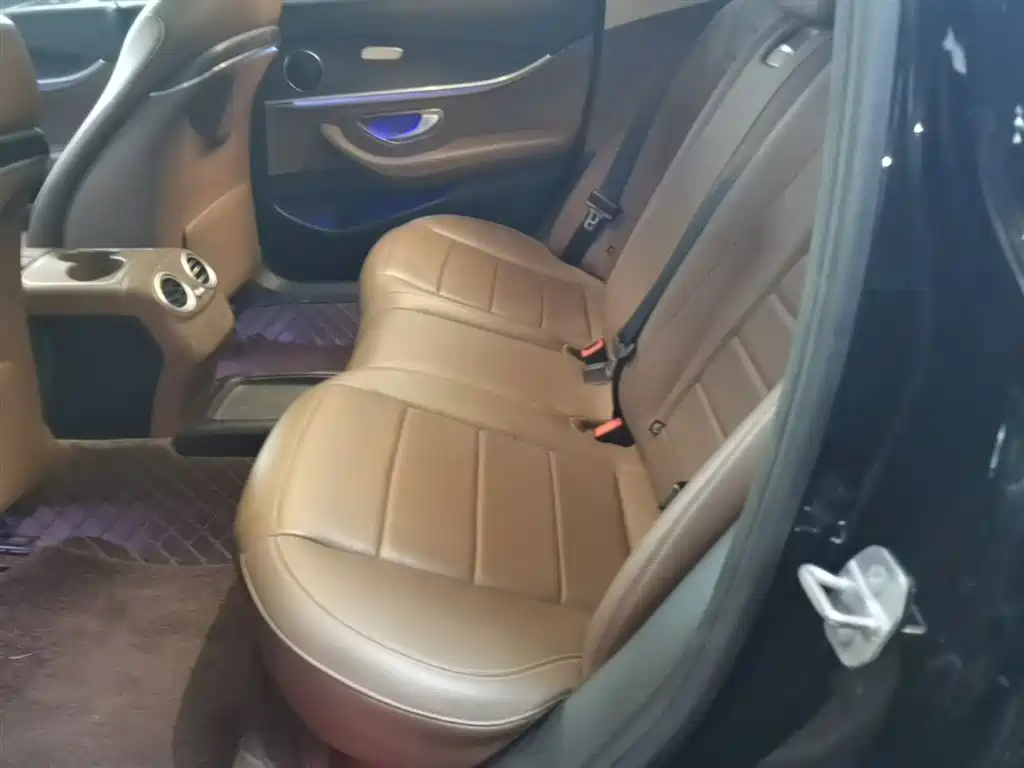Mercedes-Benz E-Class 2020 E 260 L Sport 4MATIC фото 17