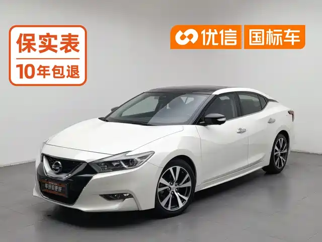 Nissan Cima 2016 2.5L XL Luxury — фото 1