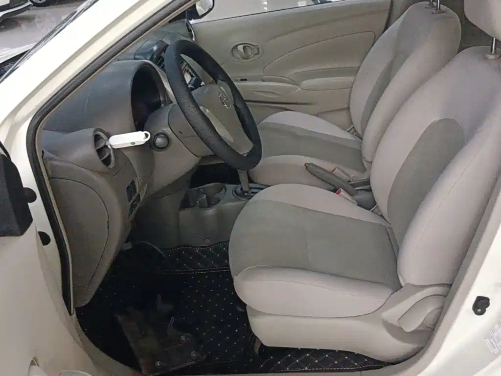 Nissan Sunny 2016 2015 1.5XE CVT Master Edition