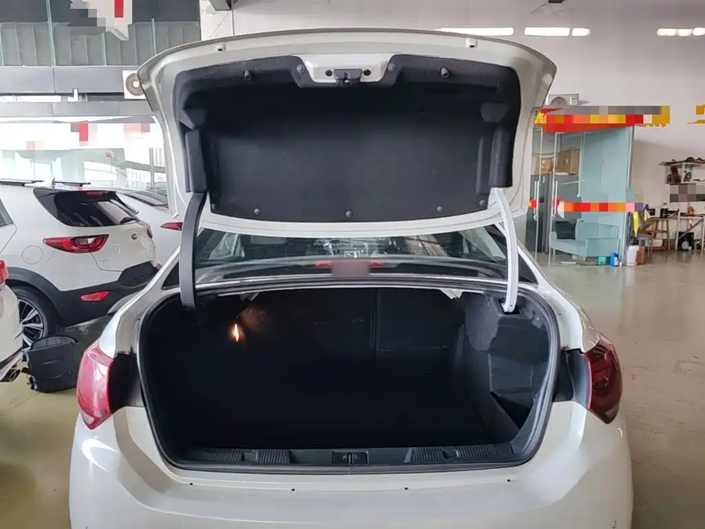 Citroën C4L 2017 2016 1.6T Automatic Elite Edition