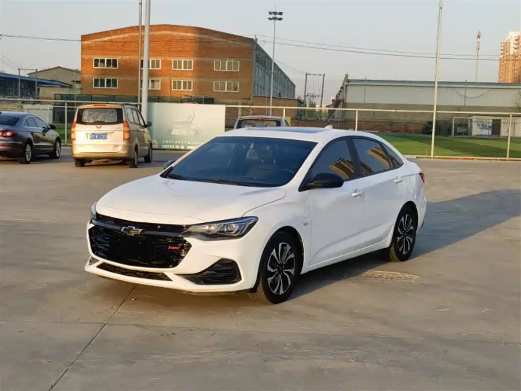 Chevrolet Monza 2019 RS 330T Auto Smooth Edition China VI