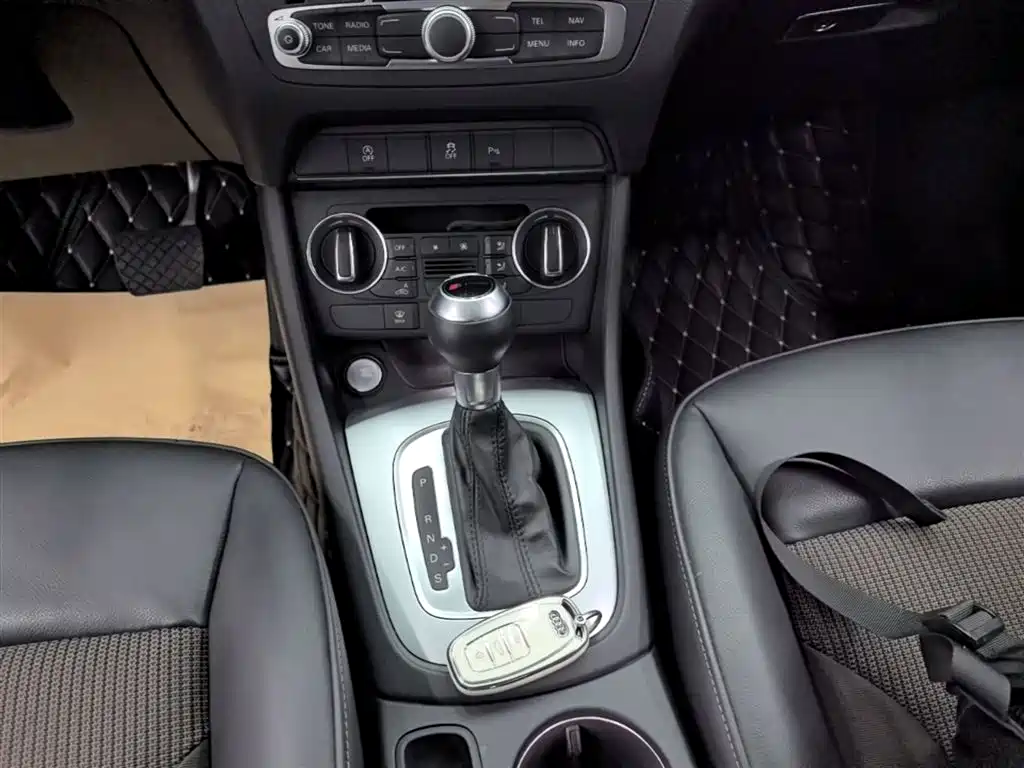 Audi Q3 2017 35 TFSI Fashion фото 14